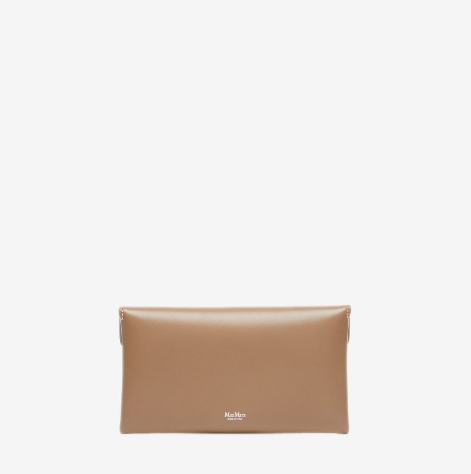 Cartera tipo sobre Max Mara piel fango 3