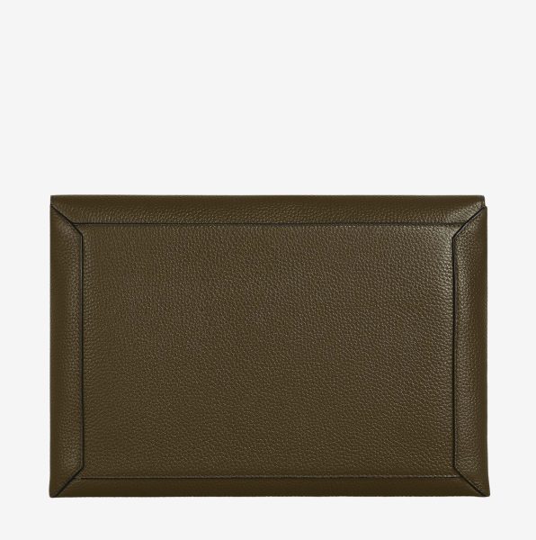 Bolso Envelope Montblanc de piel granulada caqui 2